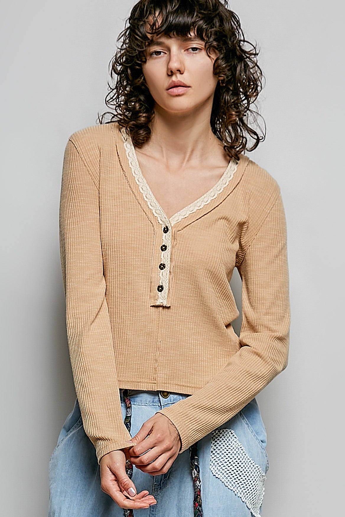 Good Intentions V-Neck Lace Trim Henley