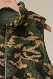 Side Quest Camo Reversible Puffer Vest