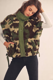 Trailblazer Teddy Fleece Utility Camo Puffer Vest