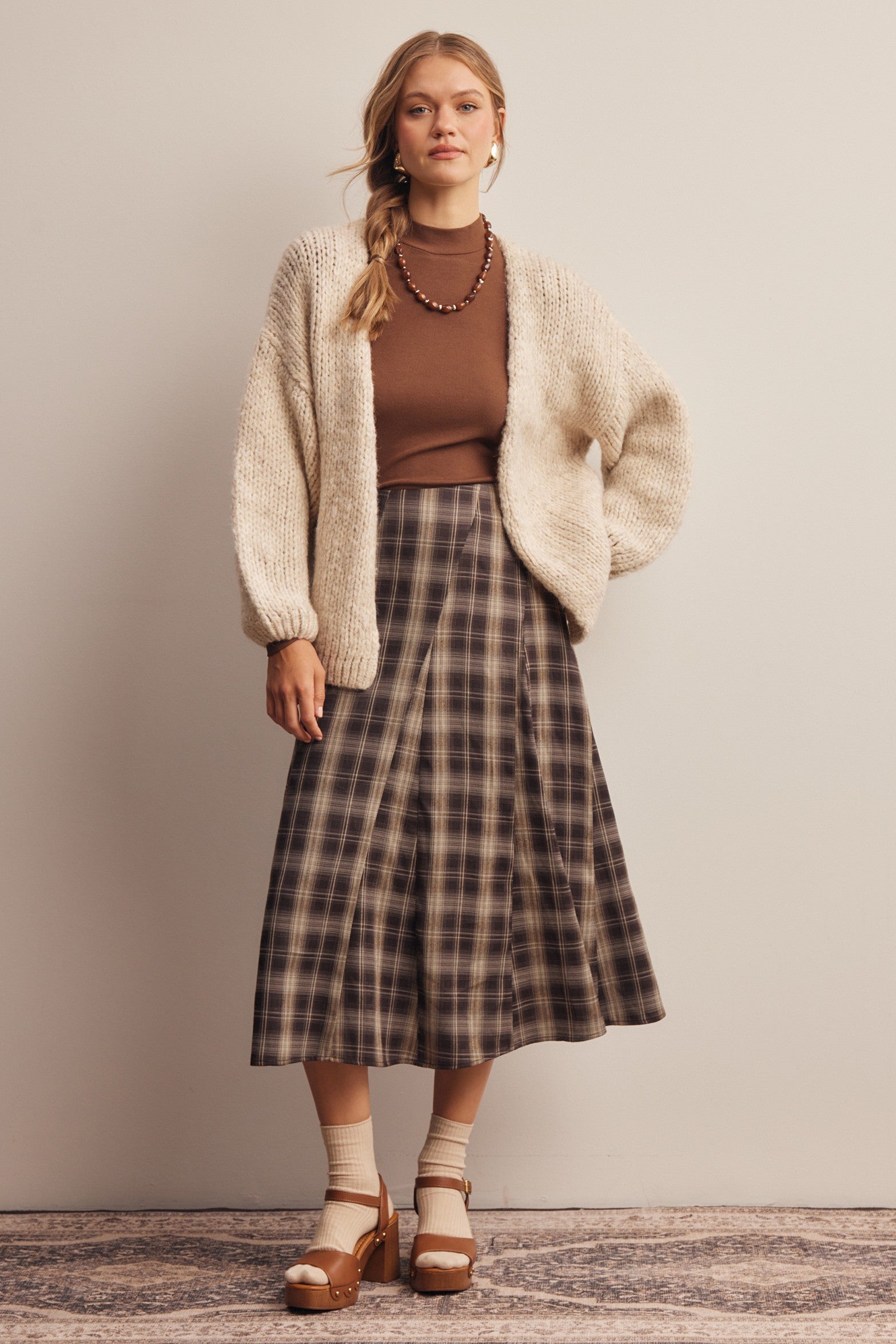Alderhall Soft Knit Cardigan in Oatmeal, photo 9