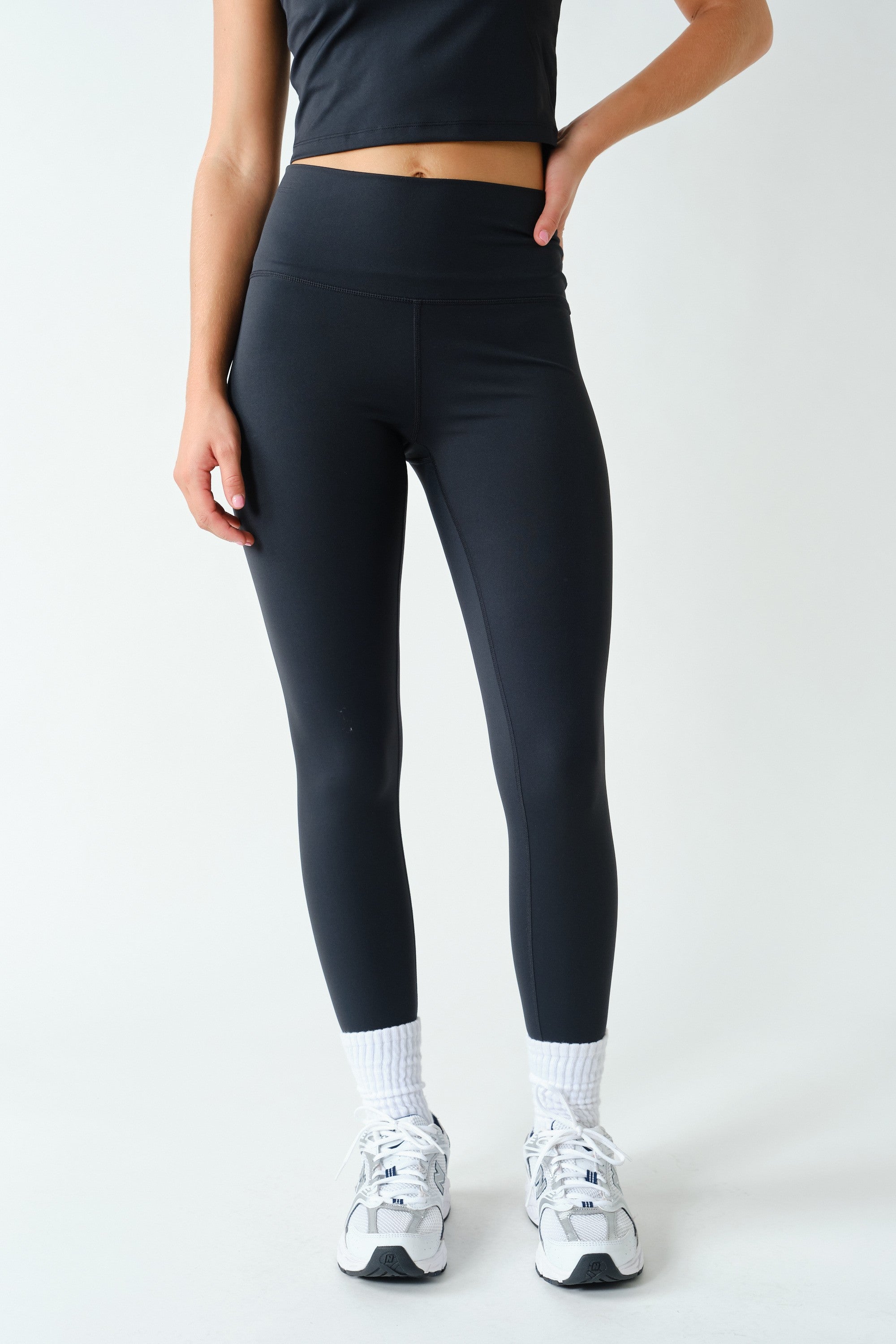 Alignment High Waist Stretch Leggings in Black, photo 1