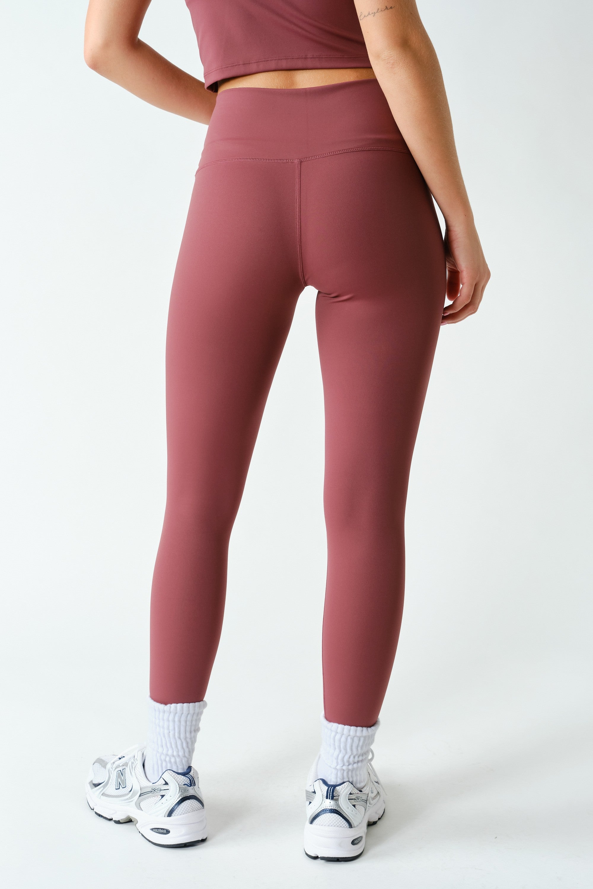 Alignment High Waist Stretch Leggings in Rosewood, photo 3