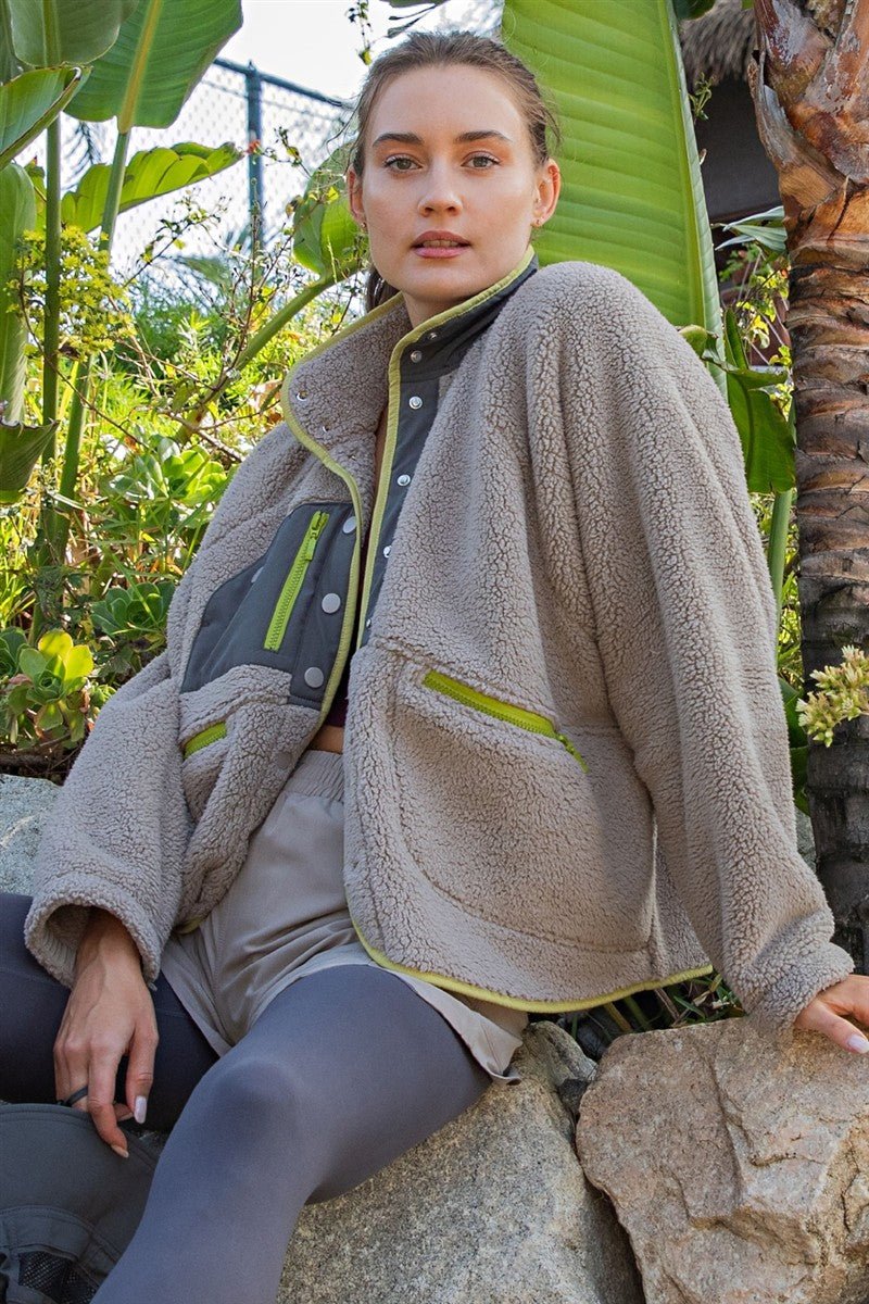 Alpine Club Contrast Trim Sherpa Jacket - Westly