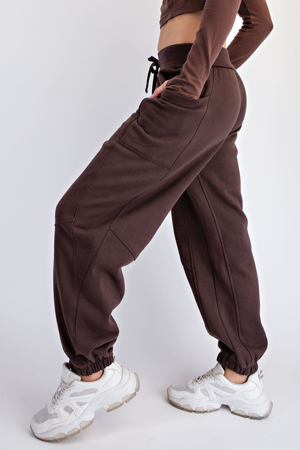 Benchside Seamed Fleece Jogger Pants in Espresso, photo 3