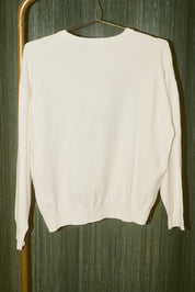 Best in Show Santa & Beagle Knit Sweater in White — product photo 06