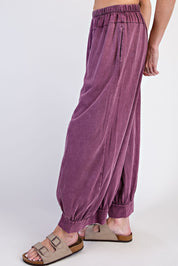 Bungalow Washed Cotton Balloon Pants in Black Cherry, photo 4