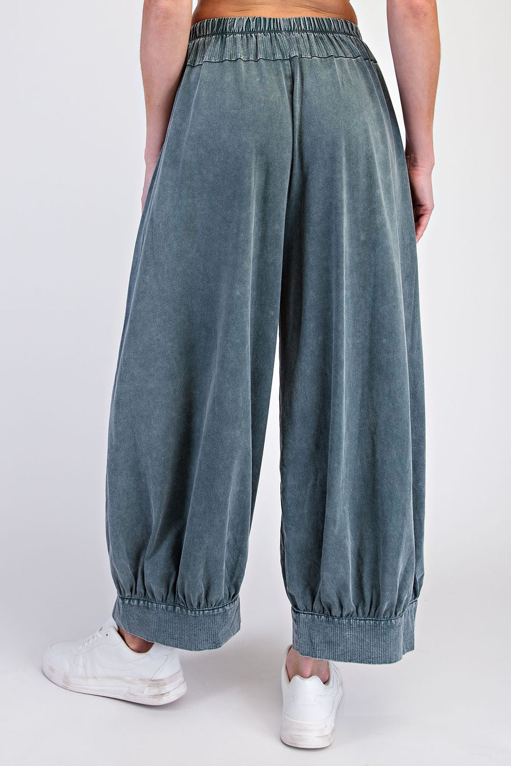 Bungalow Washed Cotton Balloon Pants in Deep Jungle, photo 4