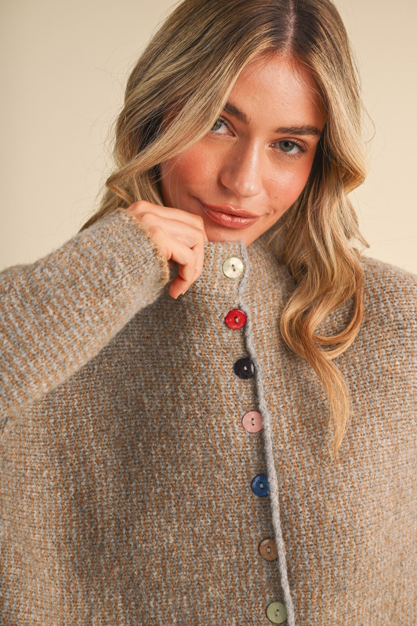 Button Collector Textured Stripe Knit Cardigan in Natural Grey, photo 2