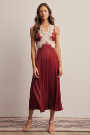 Calla Lace Trim Satin Midi Dress in Burgundy, photo 4