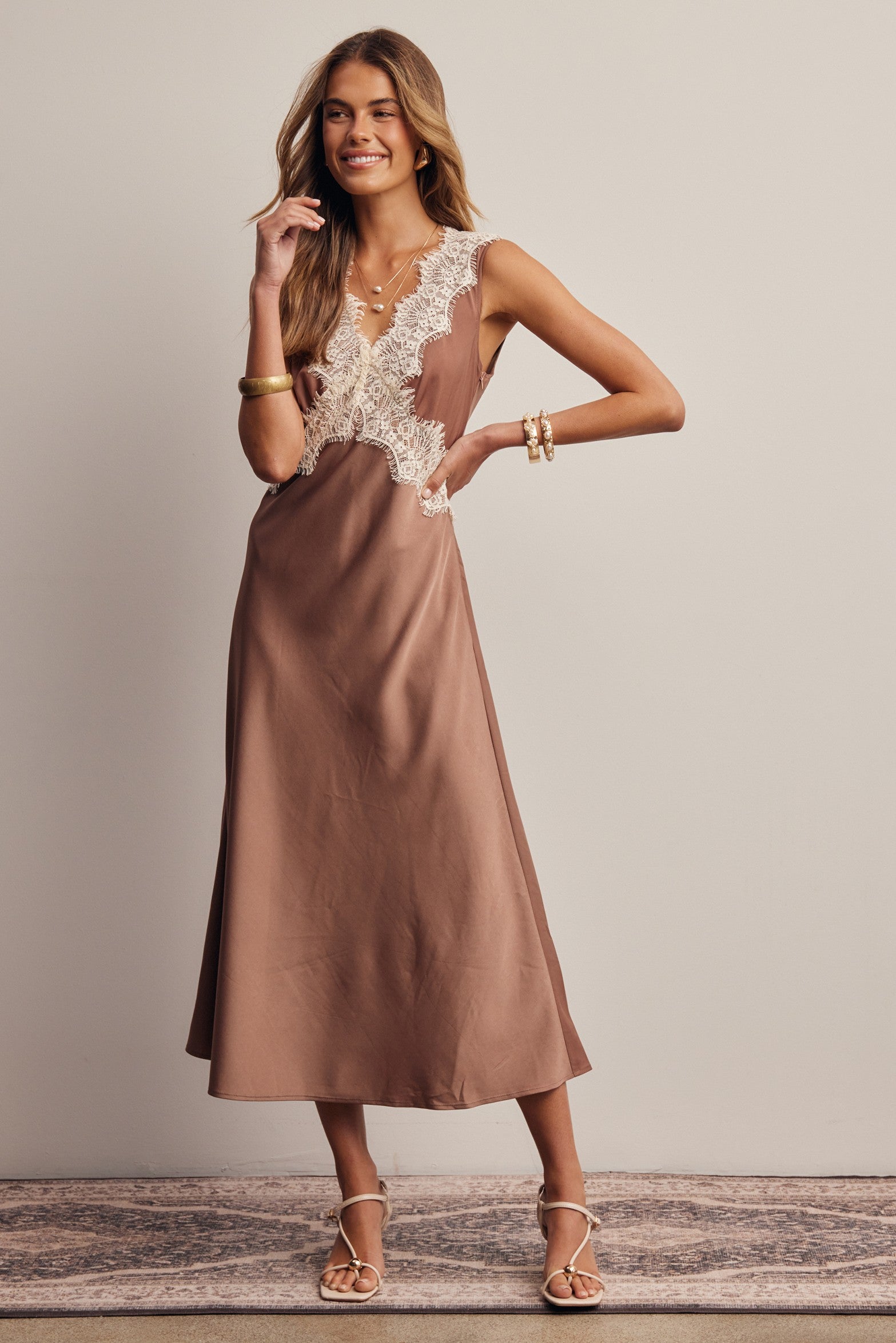 Calla Lace Trim Satin Midi Dress in Cocoa, photo 5