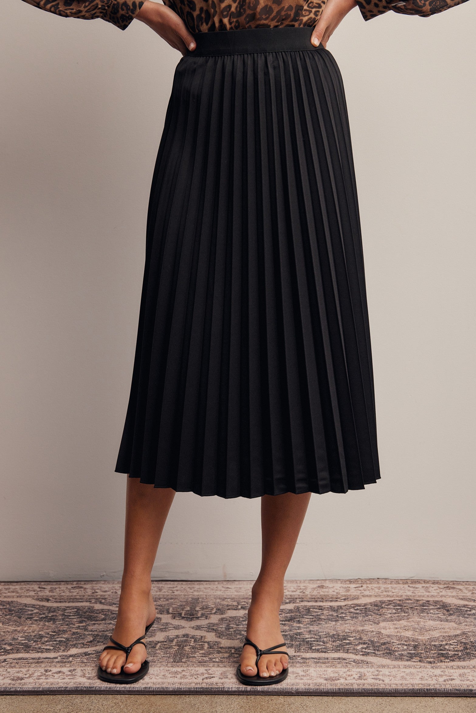 Cardozo Pleated Midi Skirt in Black, photo 3