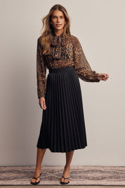 Cardozo Pleated Midi Skirt in Black, photo 10