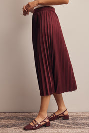 Cardozo Pleated Midi Skirt in Burgundy, photo 7