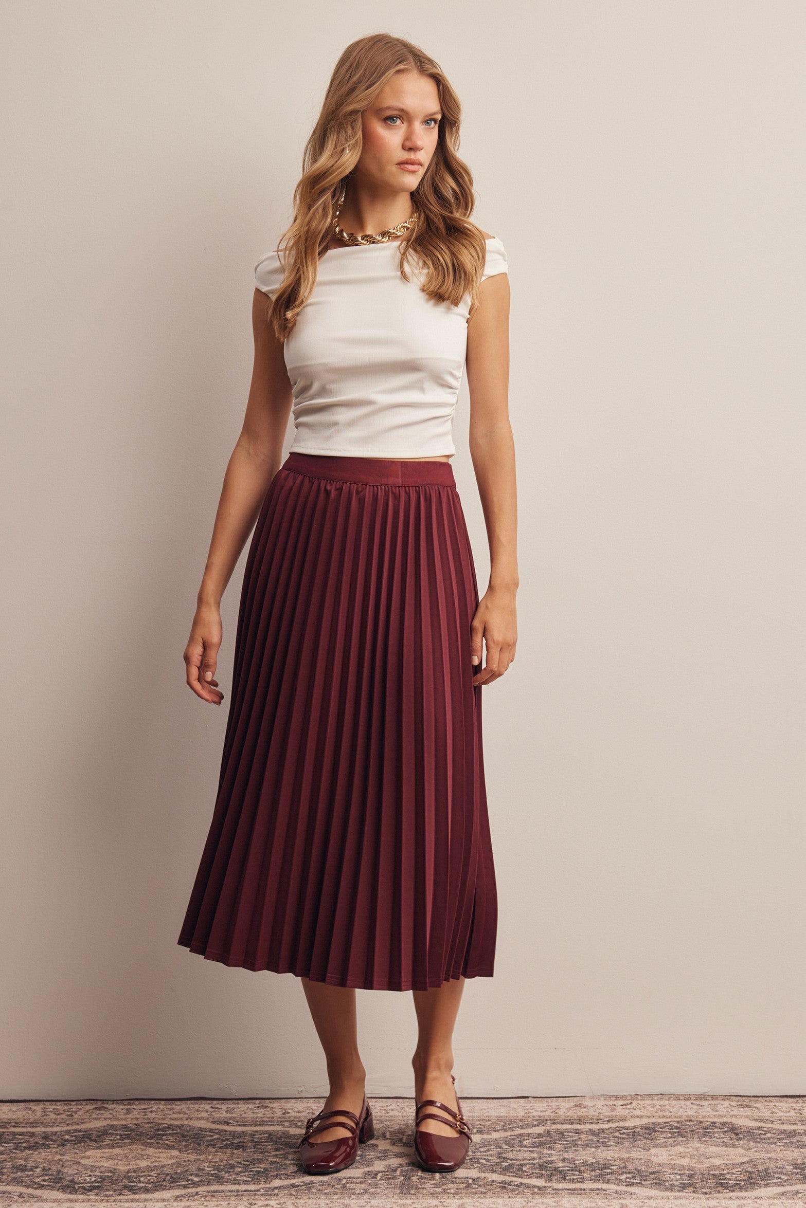 Cardozo Pleated Midi Skirt in Burgundy, photo 10