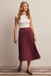Cardozo Pleated Midi Skirt in Burgundy, photo 14