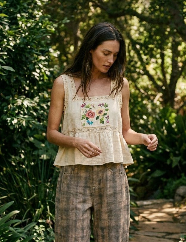 Clover Double Gauze Floral Shirring Square Neck Sleeveless Top - Westly