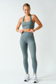 Contour Line Contoured Stretch Leggings in Eucalyptus, photo 4