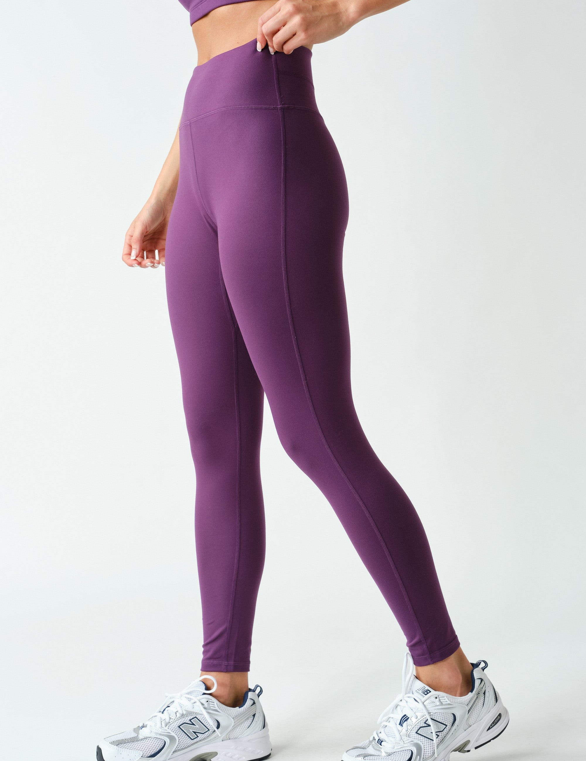 Contour Line Contoured Stretch Leggings in Purple Iris, photo 2