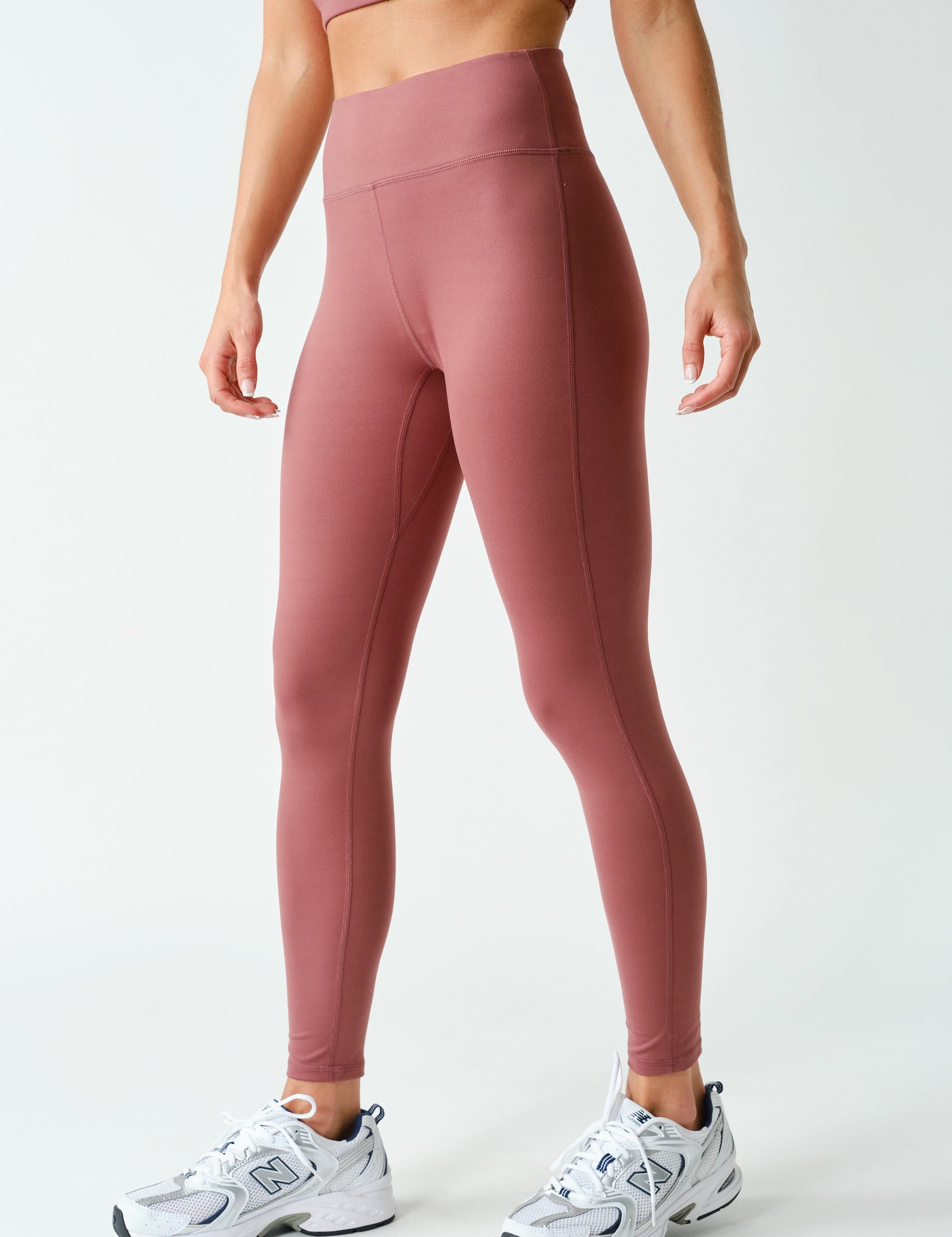 Contour Line Contoured Stretch Leggings in Rosewood, photo 2