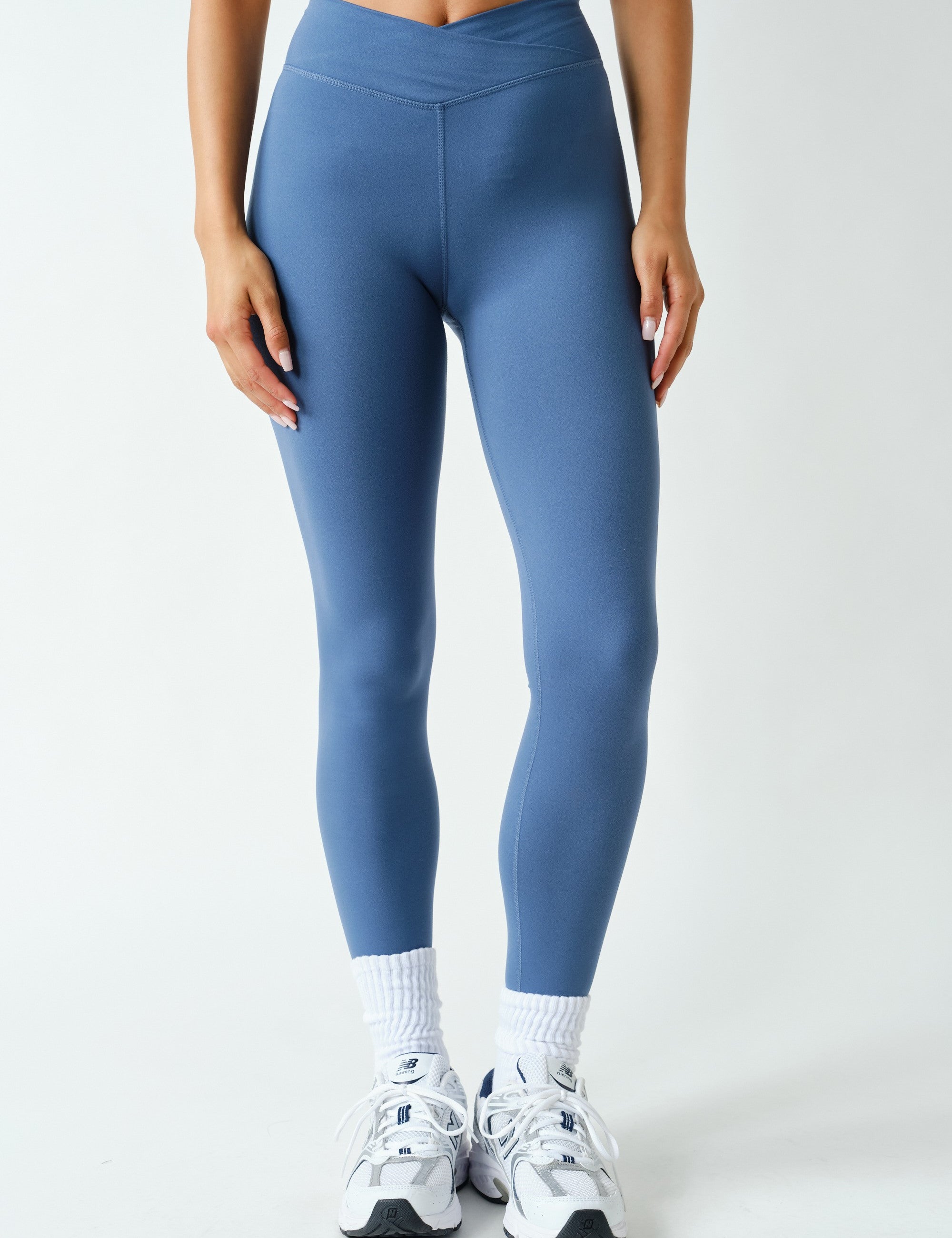 Crosscurrent Crossover Waist Leggings in Ocean, photo 1