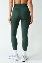 Crosscurrent Crossover Waist Leggings in Sycamore, photo 2
