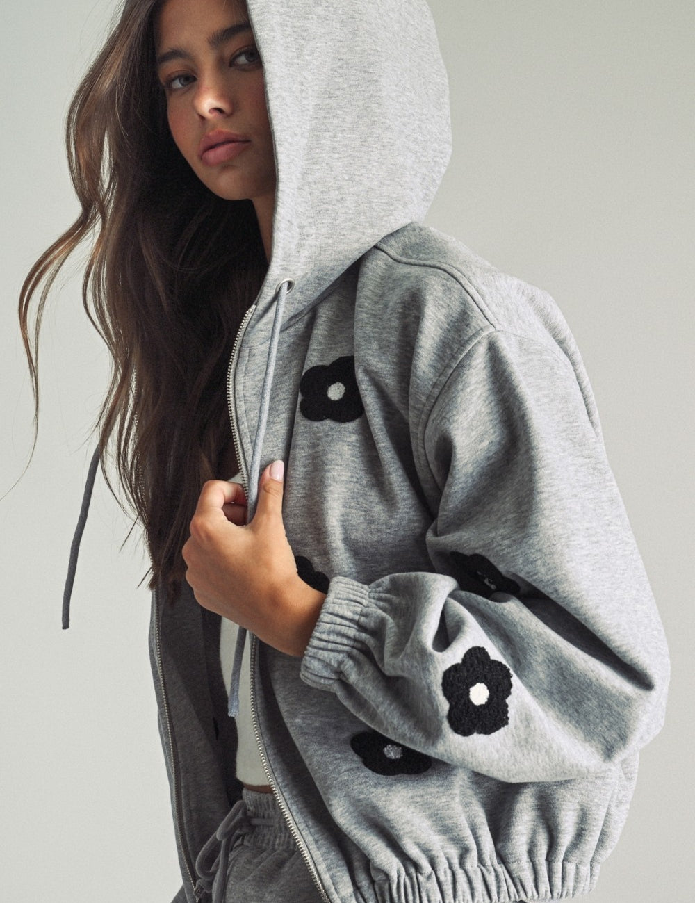 Daisy Outline Cropped Zip Hoodie in Heather Grey - product photo 5