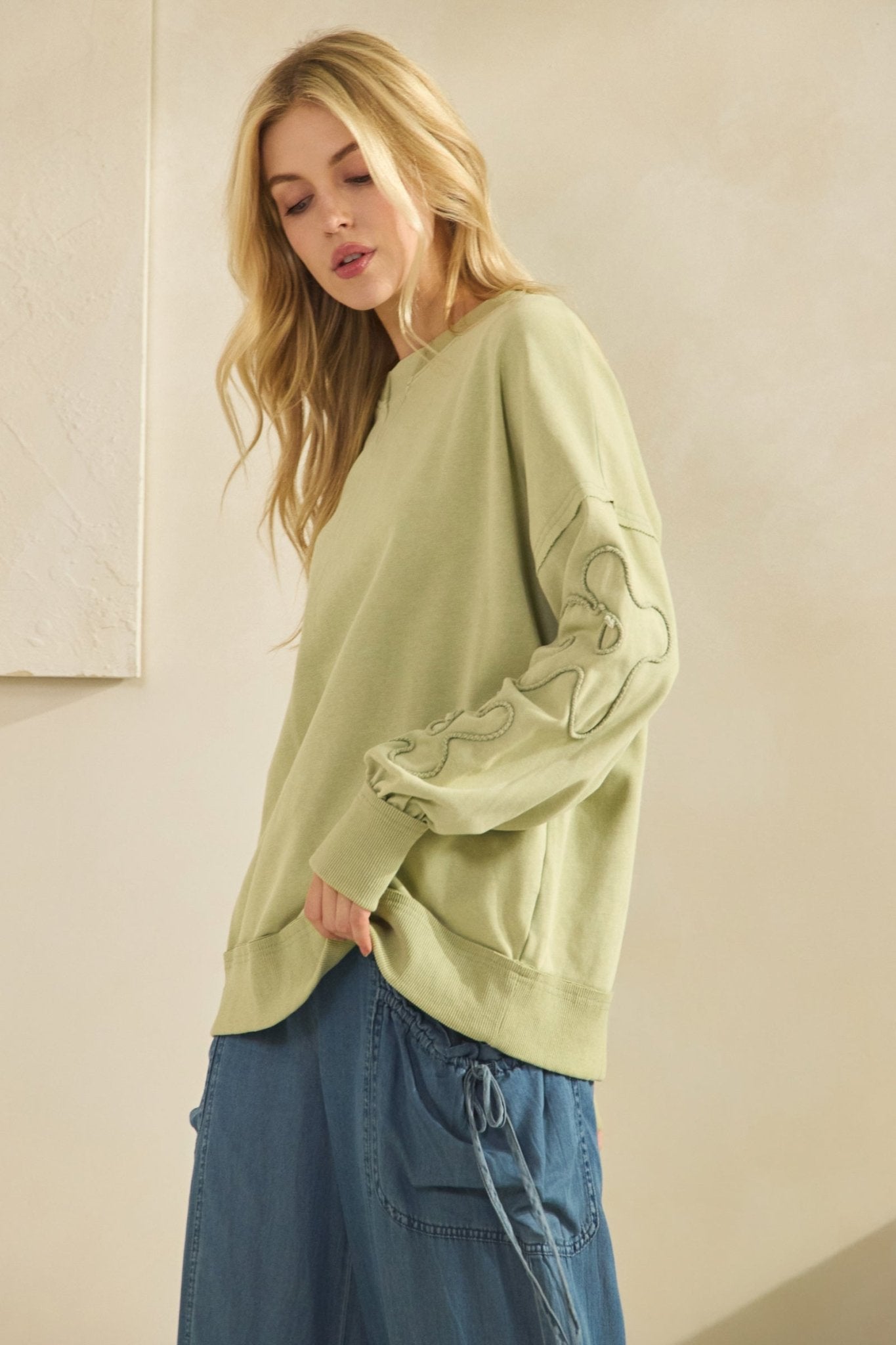 Daisy Squiggle Sleeve Pullover - Westly