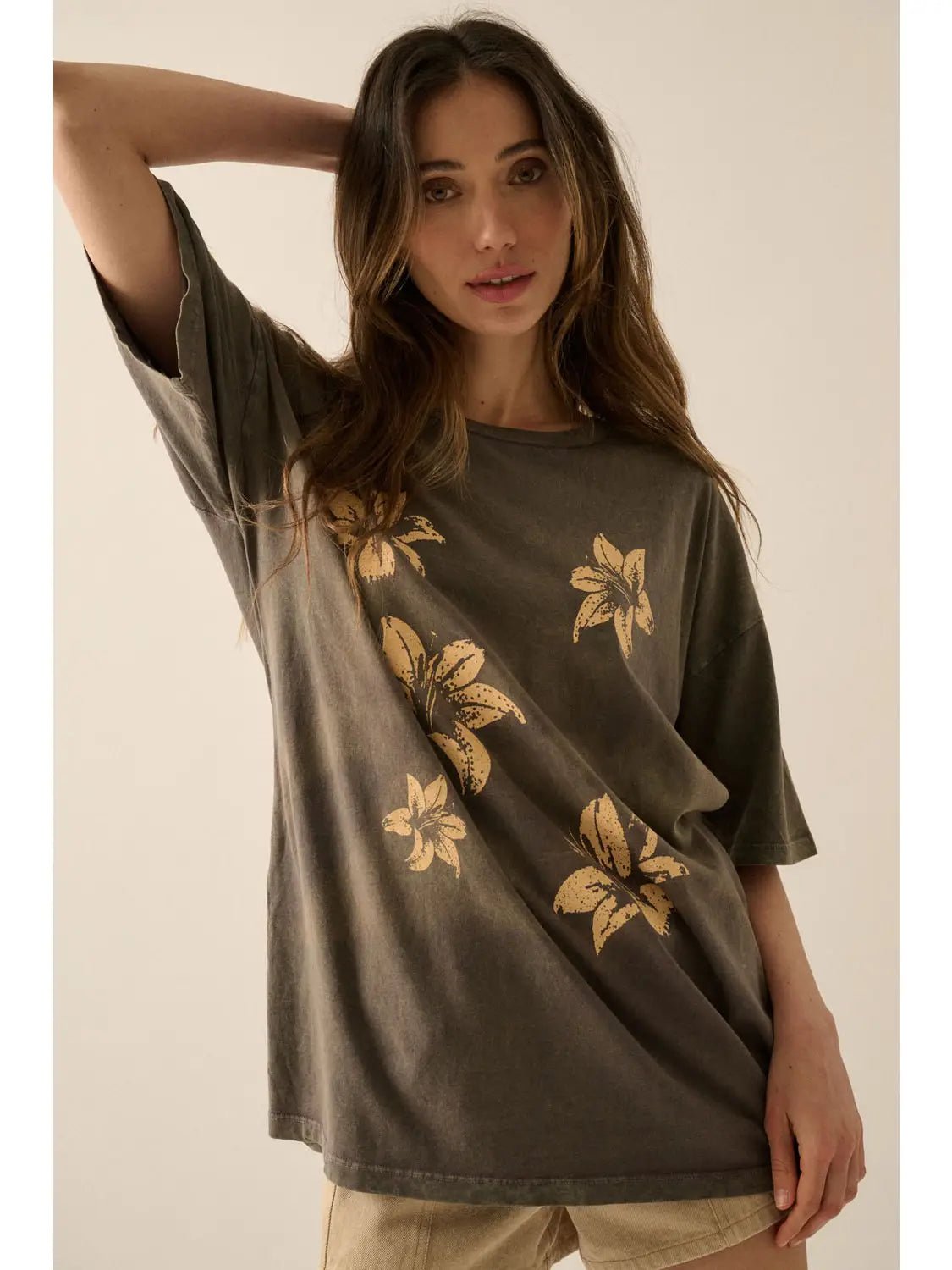 Desert Lilies Vintage - Print Oversized Graphic Tee - Westly
