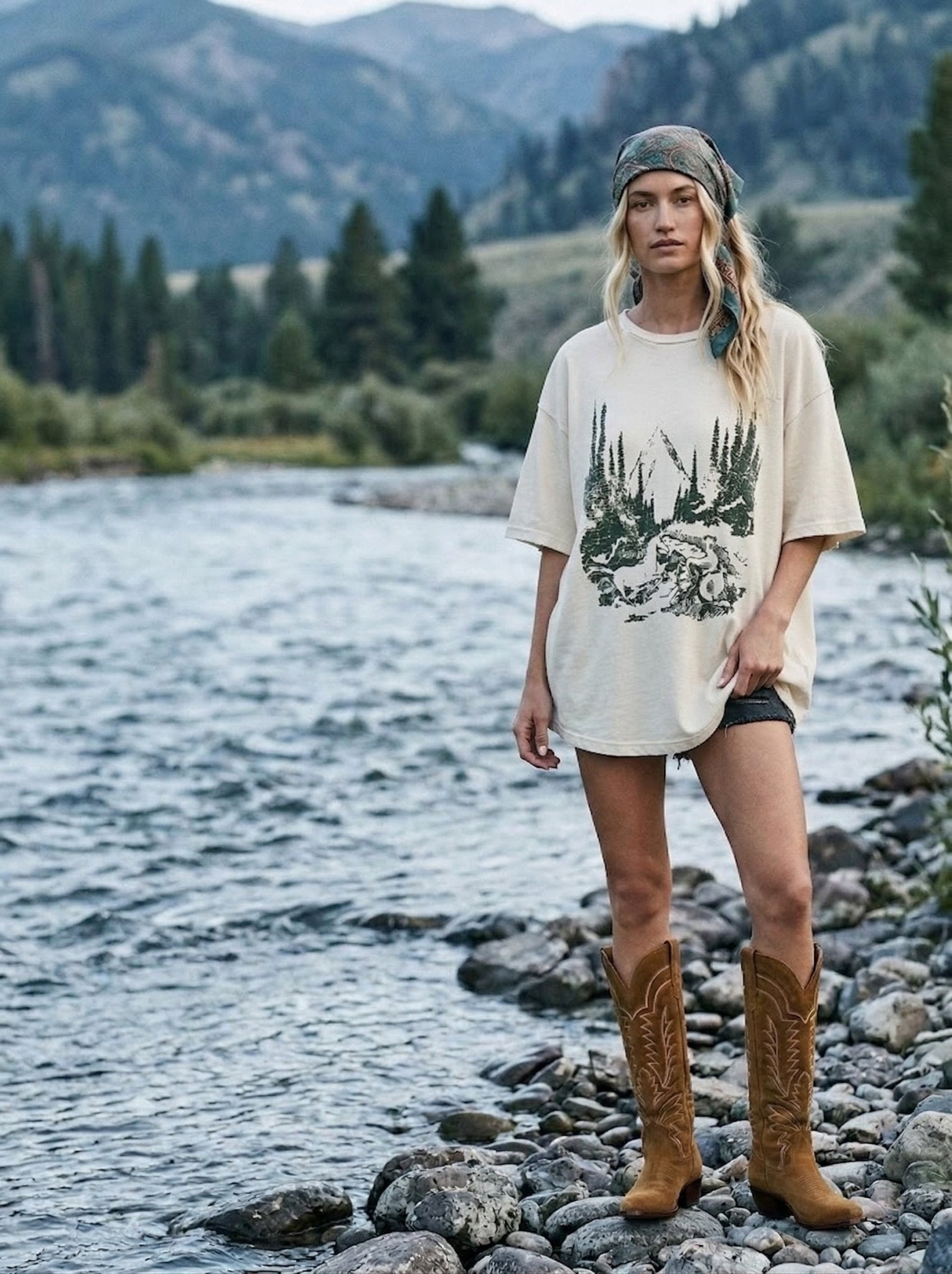 Doing Pine Mountain Horse Graphic Tee [PRE - ORDER] - Westly