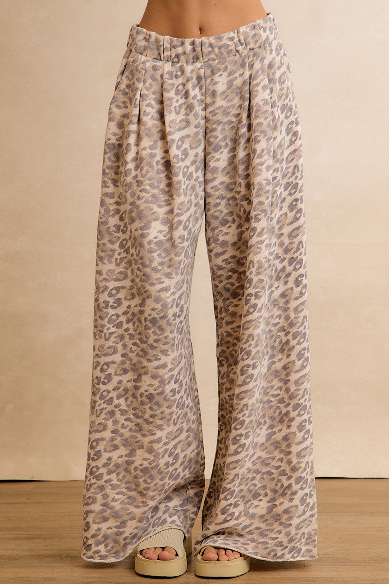 Downtime Leopard Wide Leg Pants - Leopard