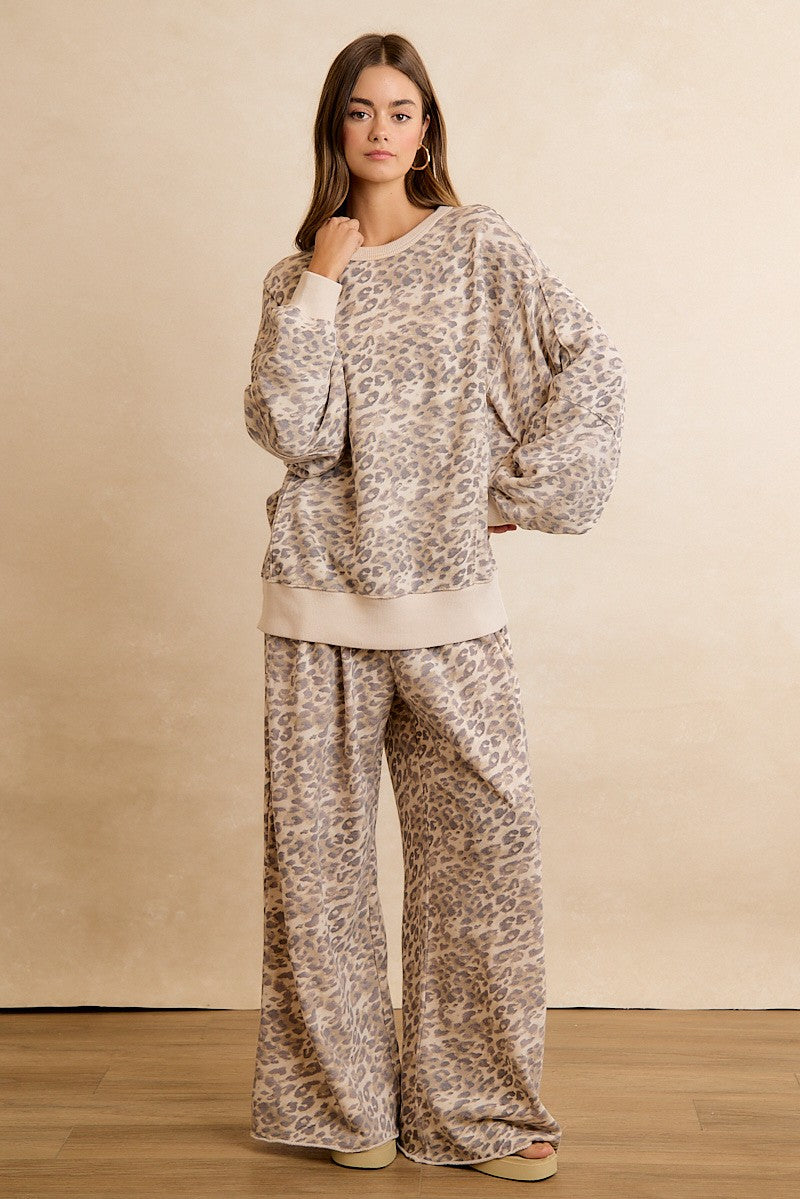 Downtime Leopard Wide Leg Pants - Leopard