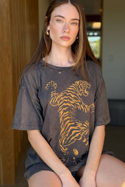 Easy Tiger Oversized Vintage - Wash Graphic Tee - Westly