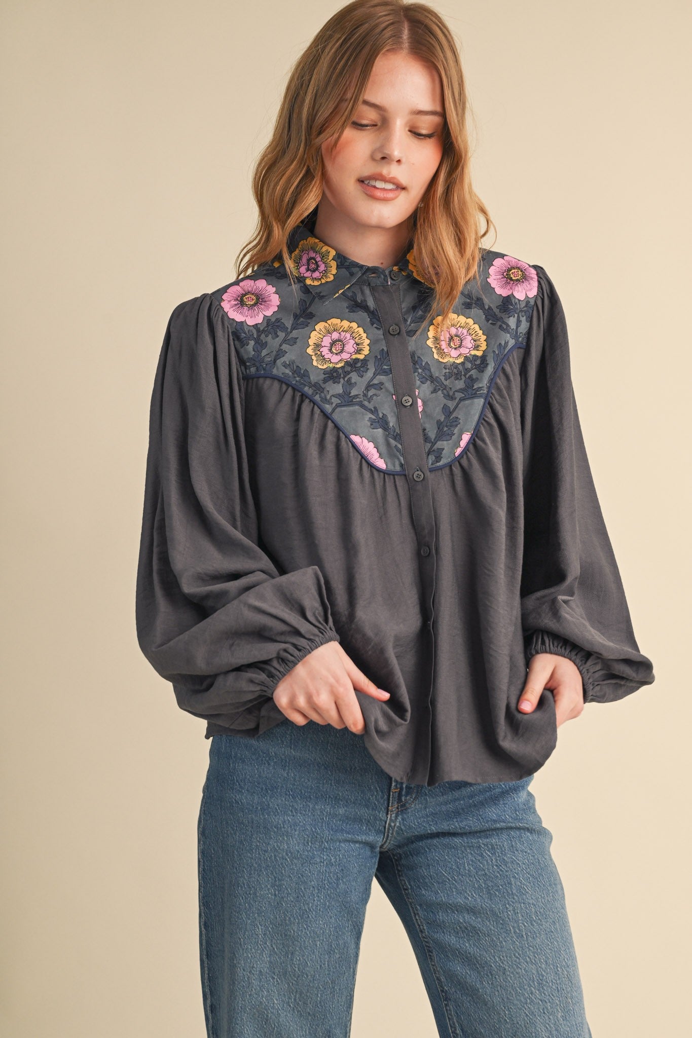 Folk Parade Floral Yoke Blouse in Charcoal, photo 3