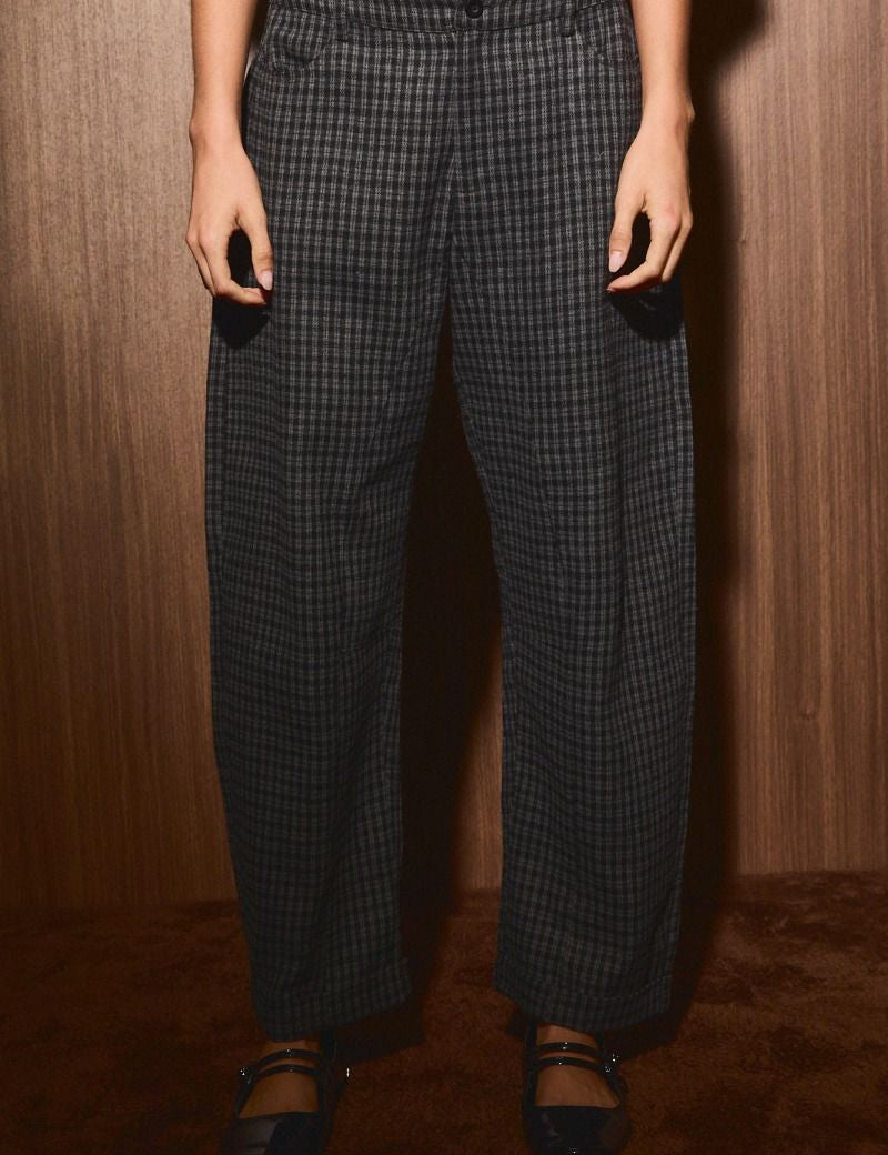 Grayson Plaid Barrel Pants in Black Plaid - product photo 1
