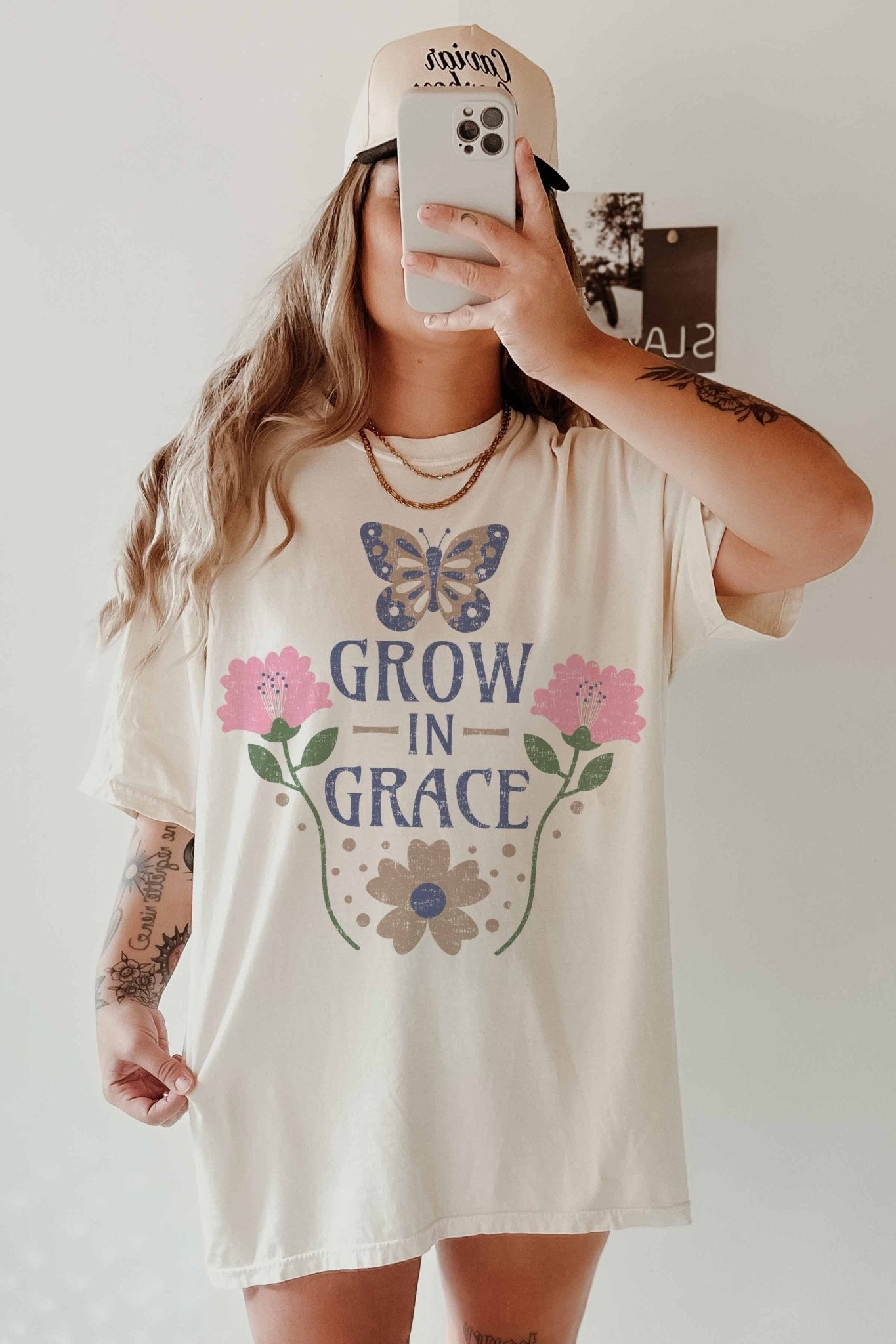 Grow In Grace Oversized Graphic Tee - Westly