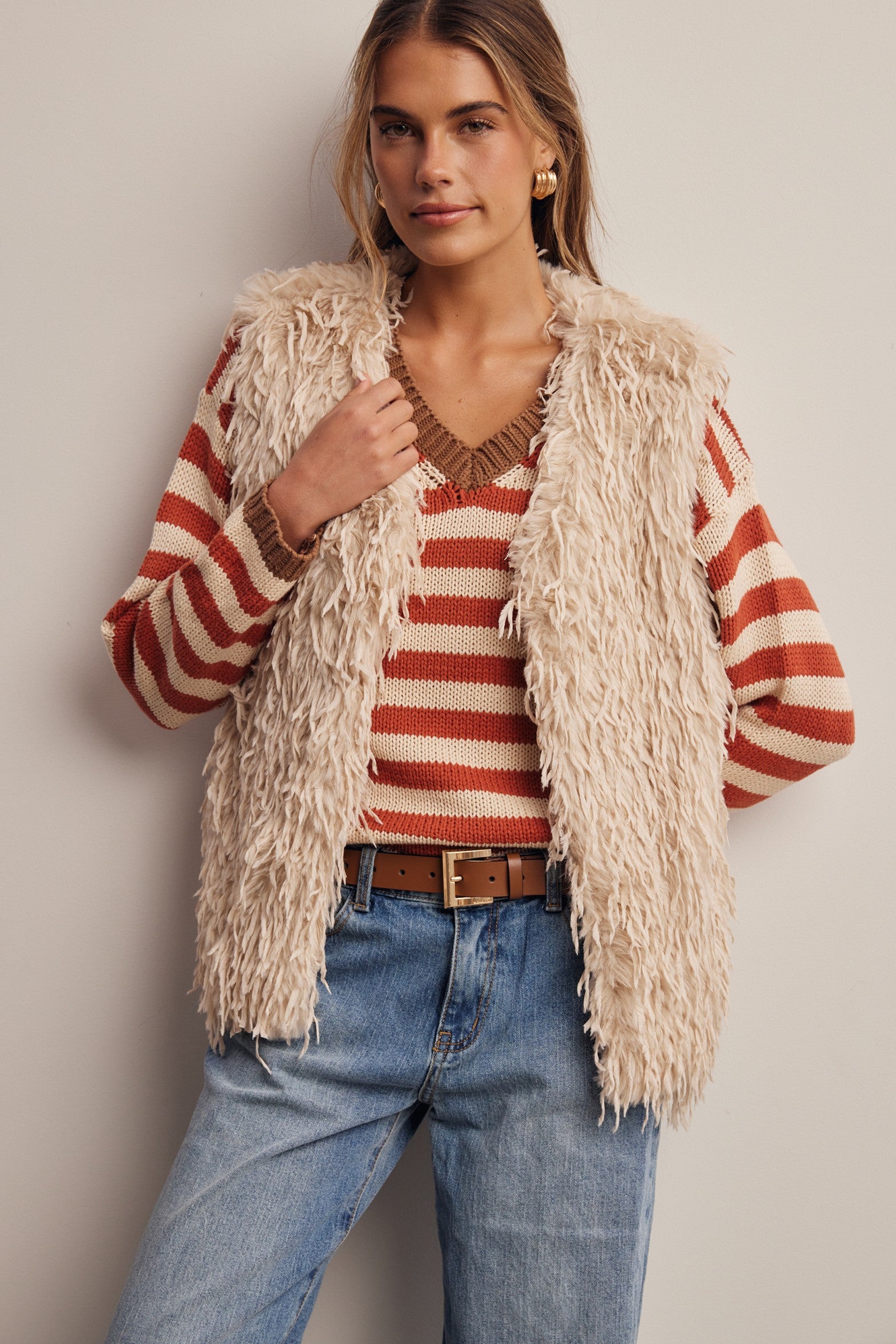 Hearthwood Shaggy Faux Fur Vest in Ecru, photo 7