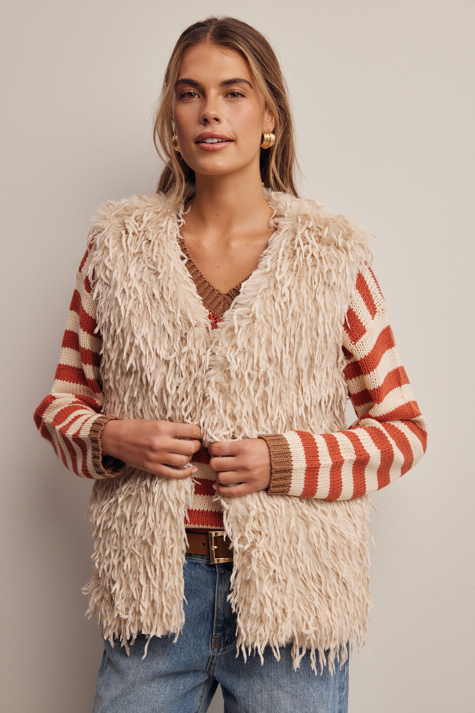 Hearthwood Shaggy Faux Fur Vest in Ecru, photo 8