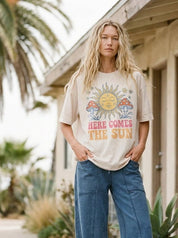 Here Comes The Sun Retro Graphic Tee - Westly
