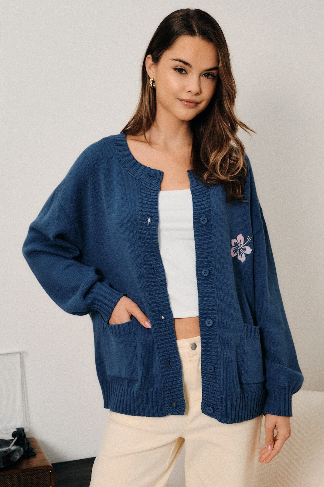 Hibiscus Hideaway Knit Cardigan - Westly