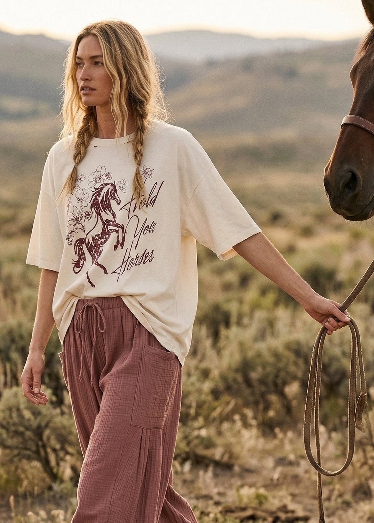 Hold Your Horses Distressed Oversized Graphic Tee - Westly