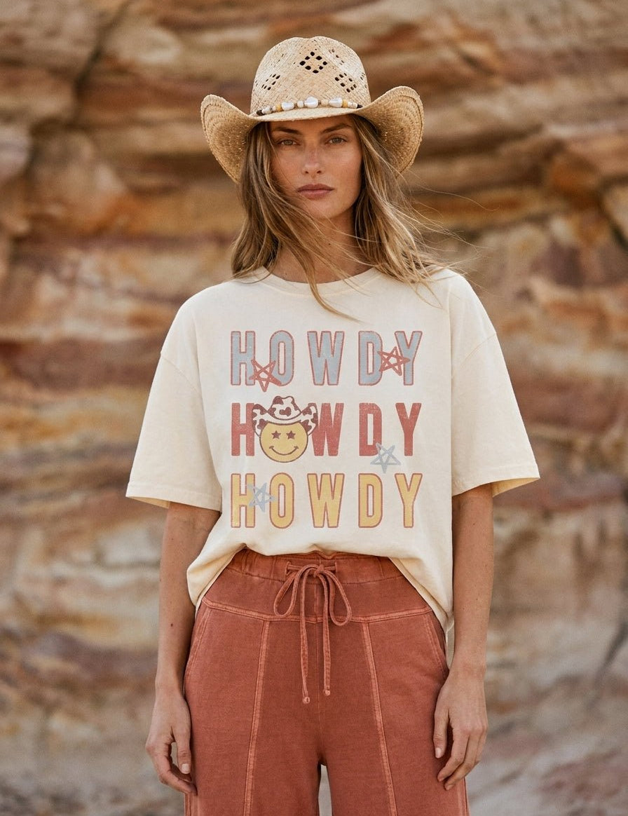 Howdy Smiley Oversized Graphic Tee - Westly