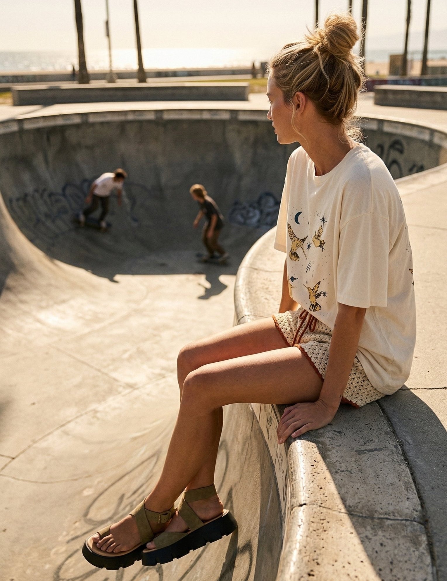 Hummingbirds Garment - Washed Oversized Graphic Tee - Westly