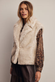 Inverness Collared Faux Fur Vest in Ash, photo 7