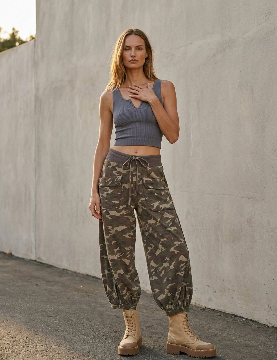 Jada Acid Washed Camo Print Cropped Joggers - Westly