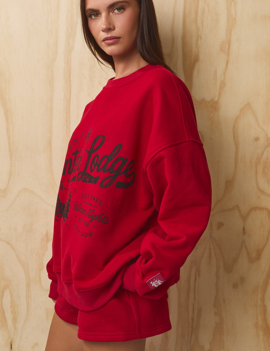 Juniper Lodge Graphic Sweatshirt - Red