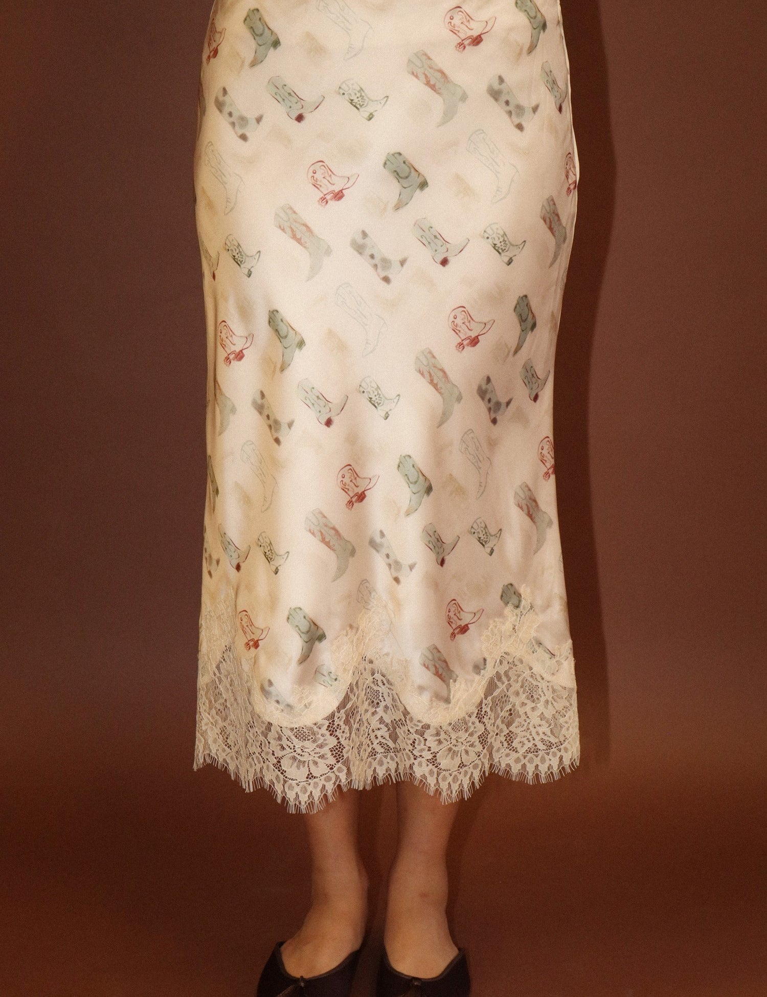 Laredo Cowboy Boot Lace Midi Skirt - Ecru