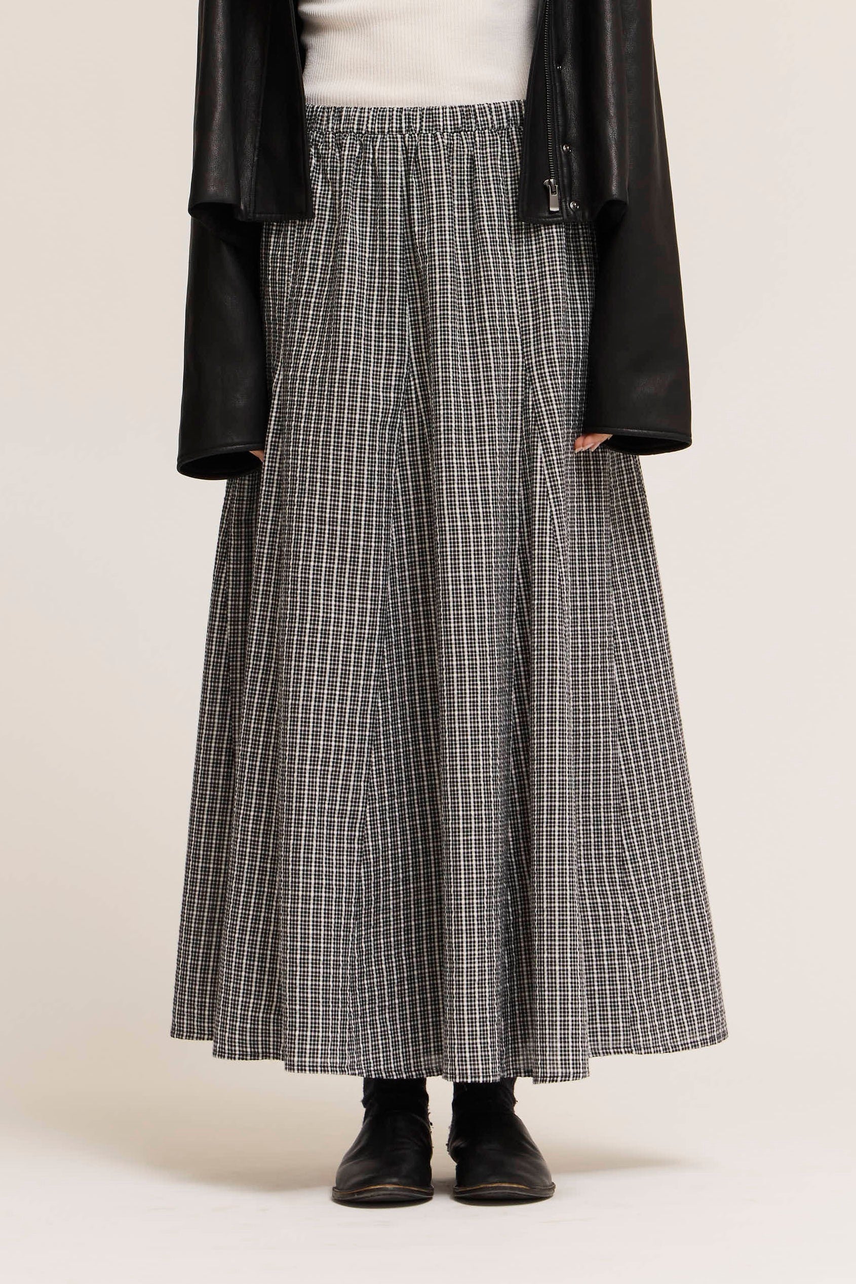 Ledgerline Plaid Panel Midi Skirt in Black, photo 4