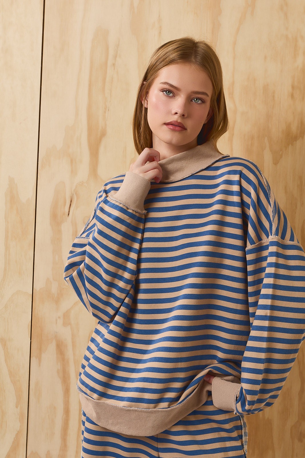 Leisureline Mock Neck Sweatshirt - Tan Blue Stripe