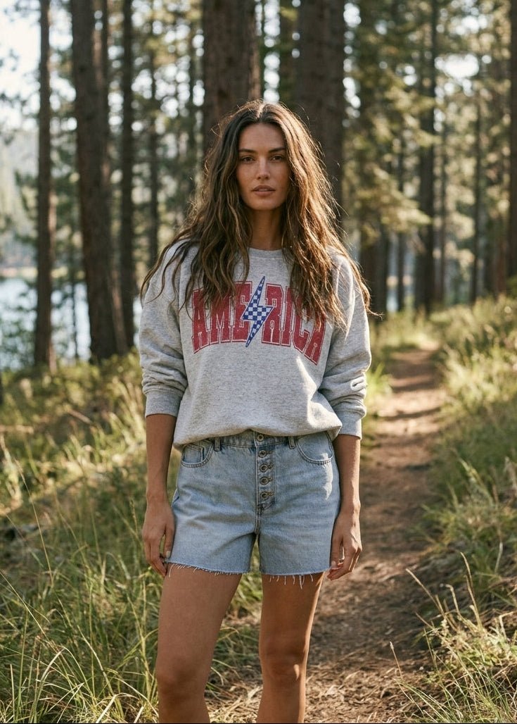 Lightning Bolt America Graphic Sweatshirt - Westly