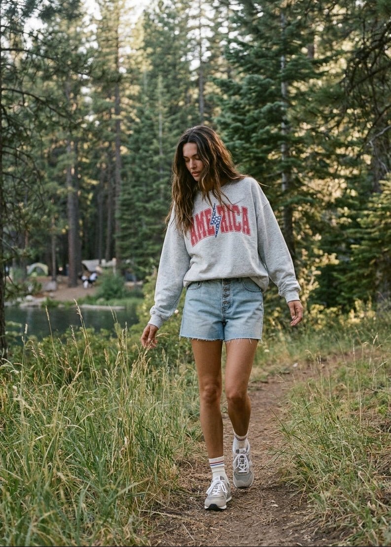 Lightning Bolt America Graphic Sweatshirt - Westly